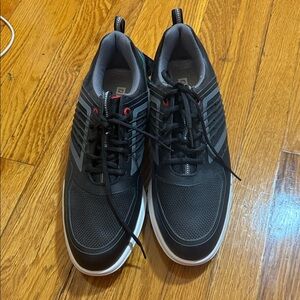 NWT FootJoy Black and Gray Men's Golf Shoe